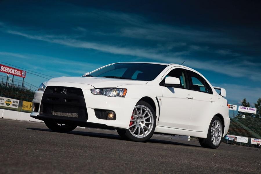  Mitsubishi Lancer Evolution X FQ-330 SST 2009 года  (фото 1 из 12)